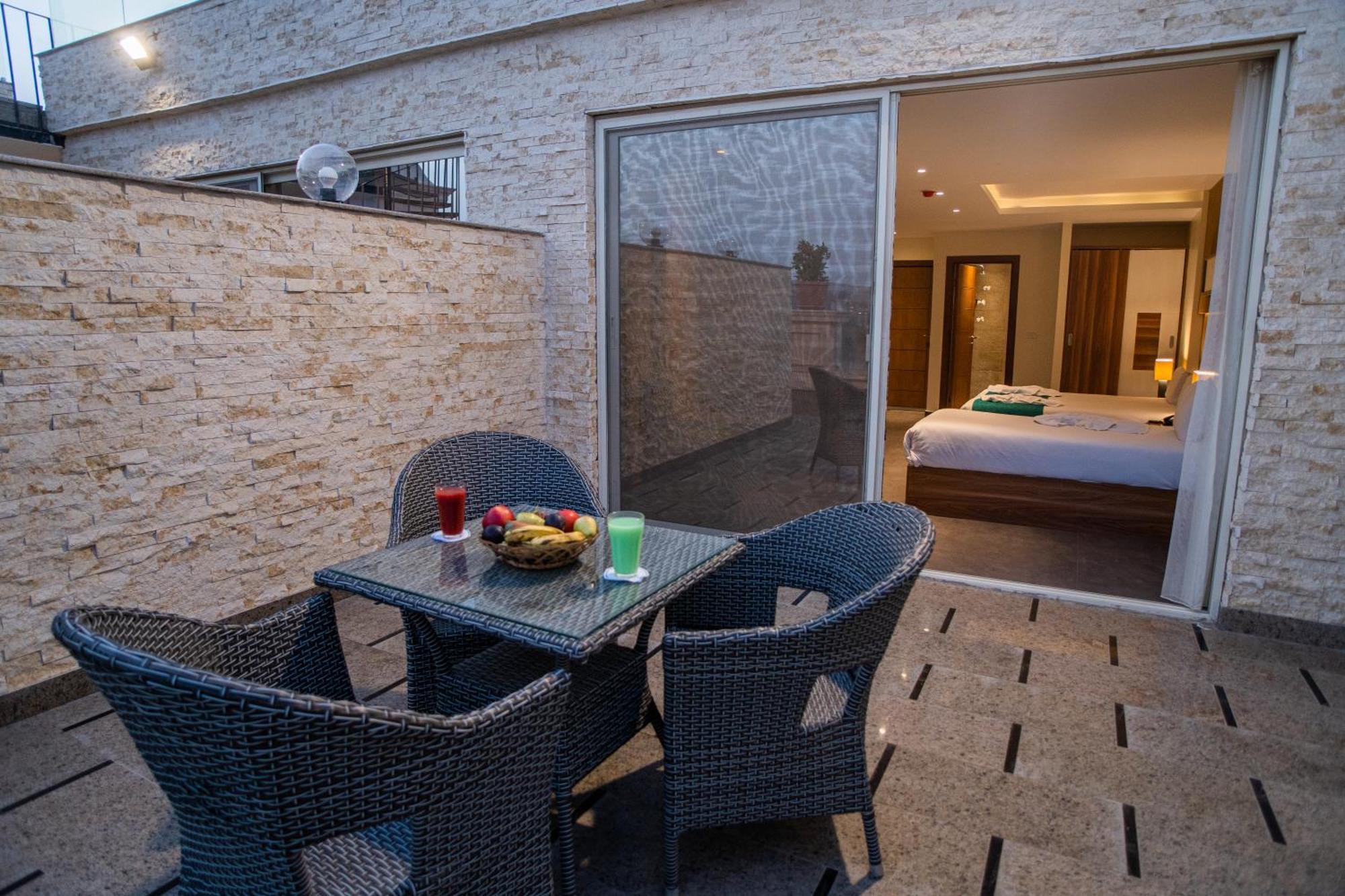 New Top Pyramids Hotel Le Caire Extérieur photo